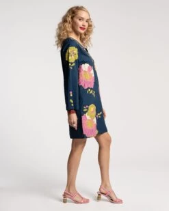 Goldie Tunic African Daisy Navy Multi -Clothing Store GOLDIE TUNIC AFRICANDAISY 04