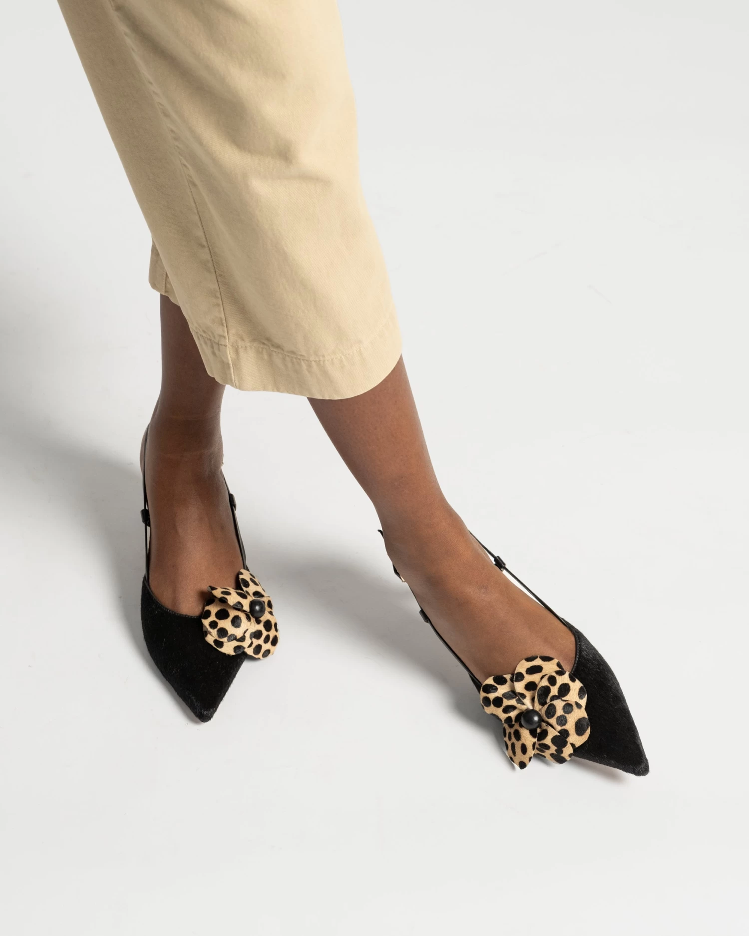 Flower Kitten Heel Black Haircalf 4 Flower Kitten Heel Black Haircalf - Image 2