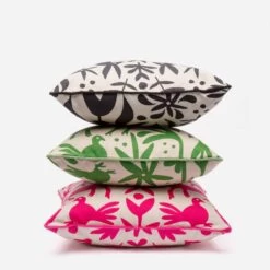 Veracruz Throw Pillow Black -Clothing Store PILLOWS 01