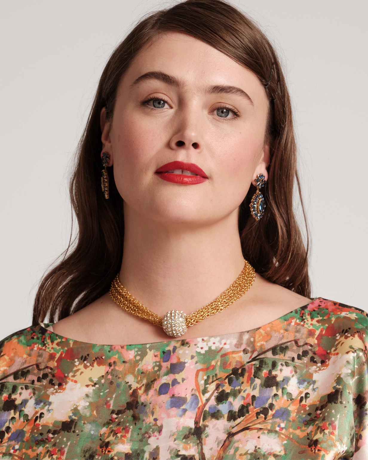 Short Gold Crystal Ball Necklace 4 Short Gold Crystal Ball Necklace - Image 2