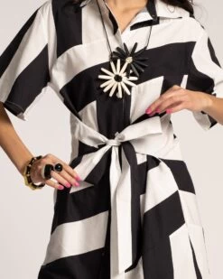 Amanda Shirtdress Stripe Black Oyster -Clothing Store STRIPEDRESS BW 05
