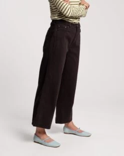 Sally Jean Black -Clothing Store Sally Jean Black03