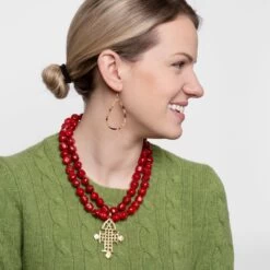 Red Bead Cross Necklace -Clothing Store TORT SWISH EARRINGS onbody
