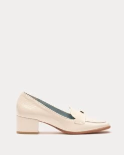 Twiggy Crinkle Soft Patent Loafer Oyster