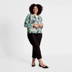 Darling Cardigan Peony Navy 10 Darling Cardigan Peony Navy -Clothing Store darling navy 04