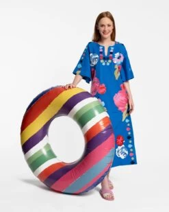 Pool Float Candy Stripe -Clothing Store float 02 f75f94c4 6971 4e4f 98a0 b35b1e3f8a0d