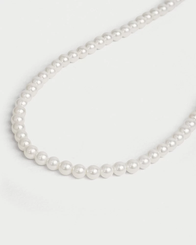 Signature Pearl Necklace 4 Signature Pearl Necklace - Image 2